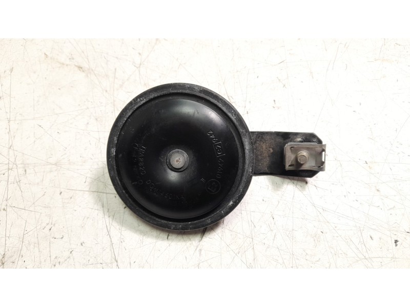 Recambio de claxon para triumph rocket 3 r referencia OEM IAM T2502309  