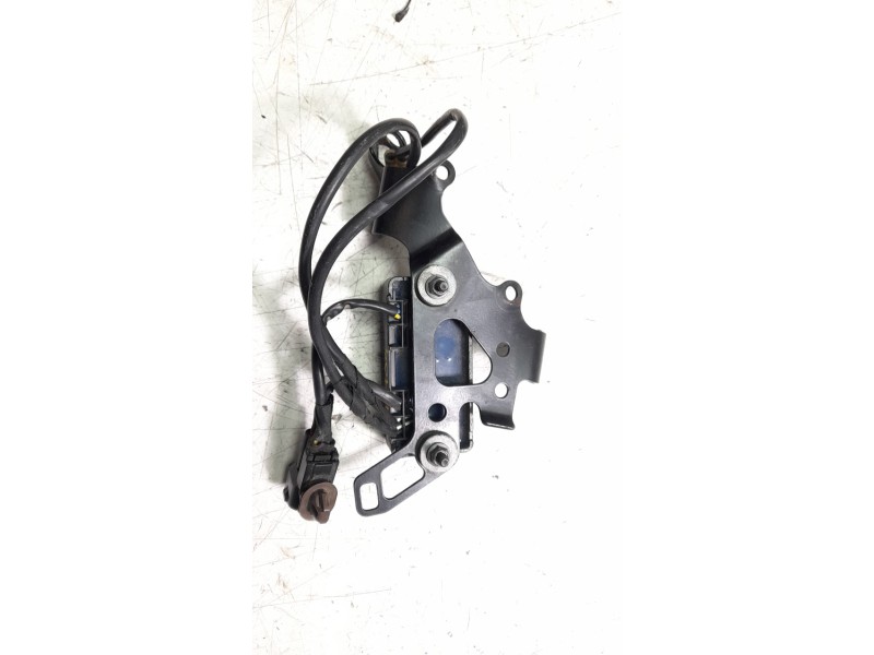 Recambio de modulo electronico para triumph rocket 3 r referencia OEM IAM T2507700  