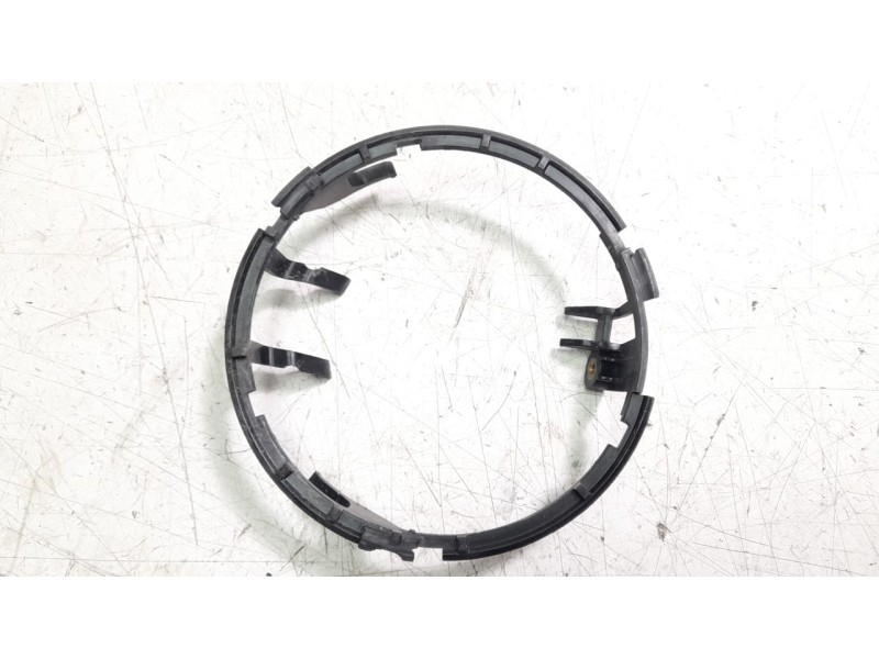 Recambio de silenciador trasero para triumph rocket 3 r referencia OEM IAM T2701066  