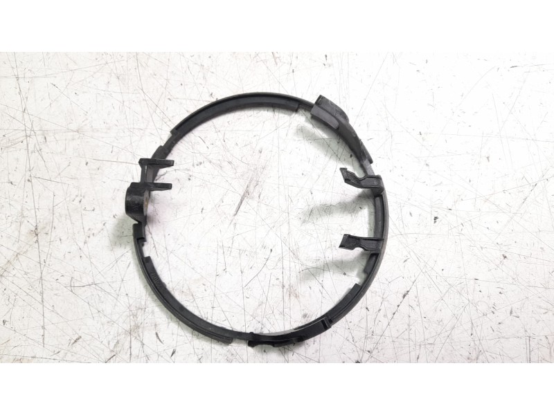 Recambio de silenciador trasero para triumph rocket 3 r referencia OEM IAM T2701066  