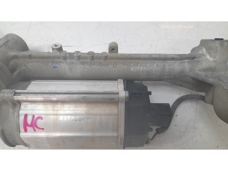 Recambio de cremallera direccion para jeep cherokee limited 4wd referencia OEM IAM P05154521AI  