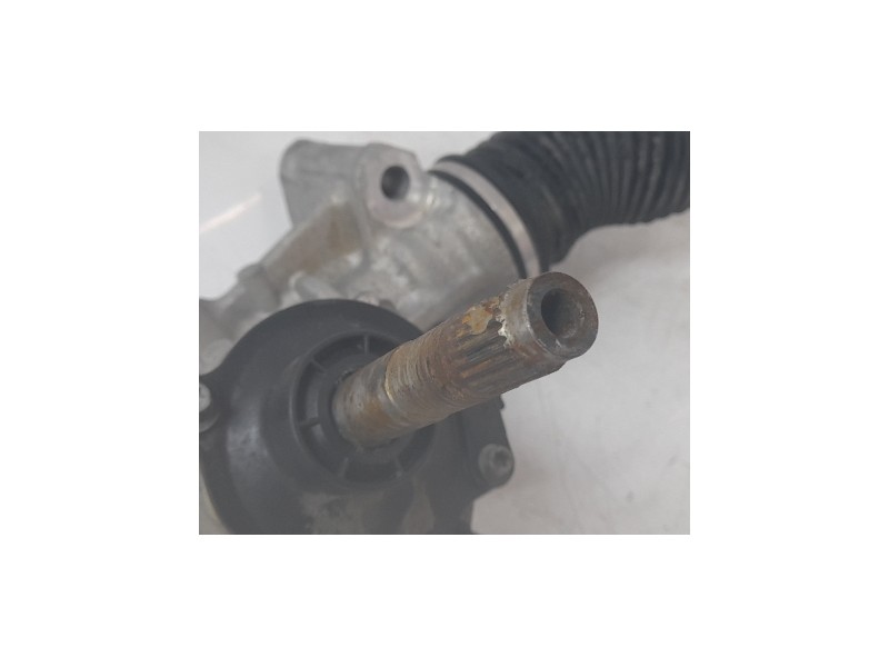 Recambio de cremallera direccion para jeep cherokee limited 4wd referencia OEM IAM P05154521AI  
