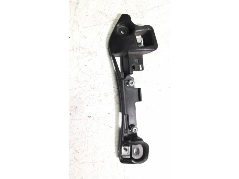 Recambio de moldura para triumph rocket 3 r referencia OEM IAM T2307879  