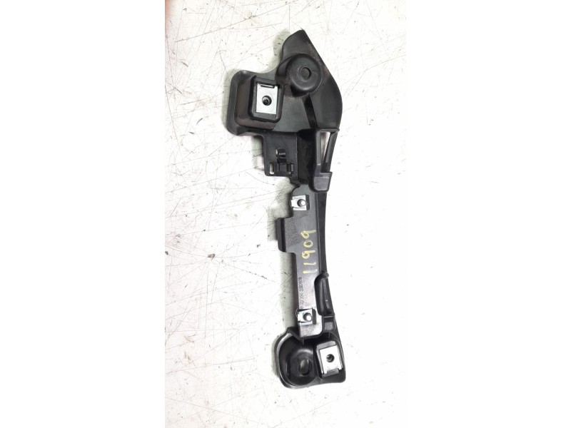 Recambio de moldura para triumph rocket 3 r referencia OEM IAM T2307879  