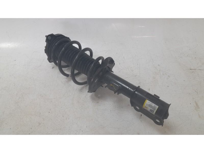 Recambio de amortiguador delantero derecho para hyundai kona maxx 2wd referencia OEM IAM 54651BE400  