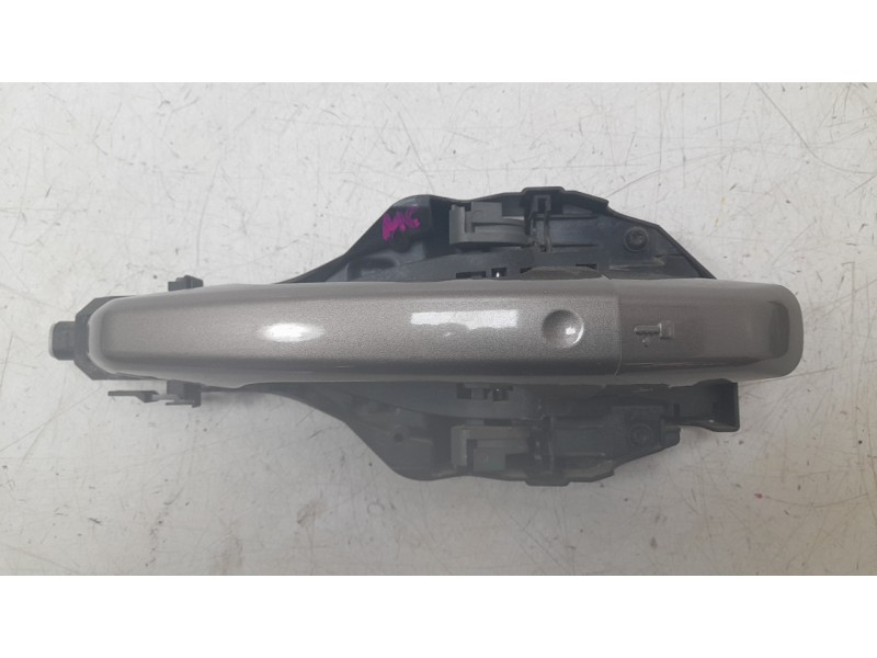 Recambio de maneta exterior delantera izquierda para land rover discovery sport (l550) 2.0 d 4x4 referencia OEM IAM LR055921  