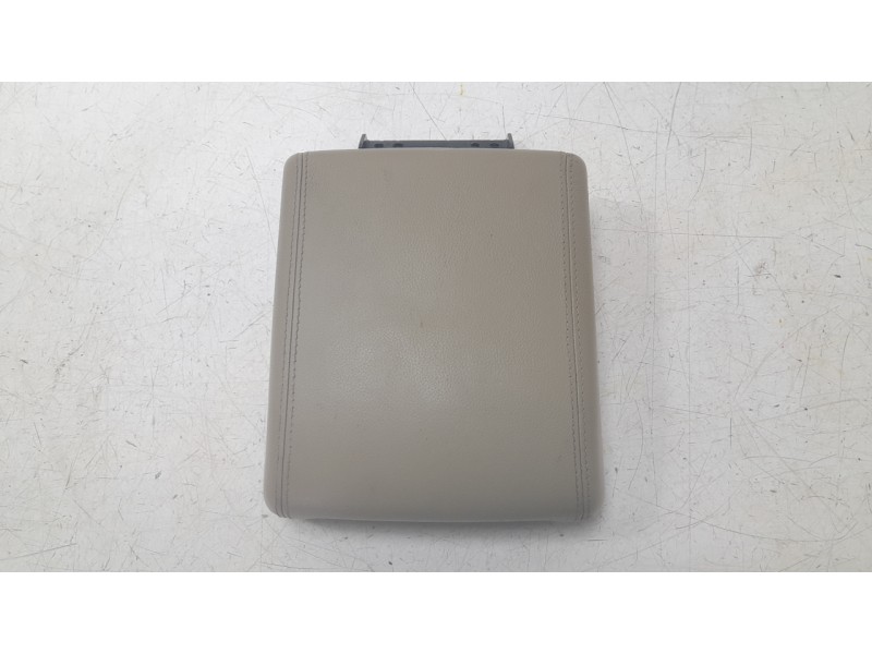 Recambio de apoyabrazos central para land rover discovery sport (l550) 2.0 d 4x4 referencia OEM IAM FK72045C74BD  