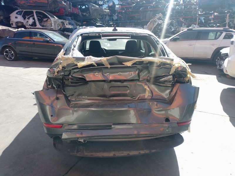 skoda octavia iv (nx3, nn3, pv3) del año 2023