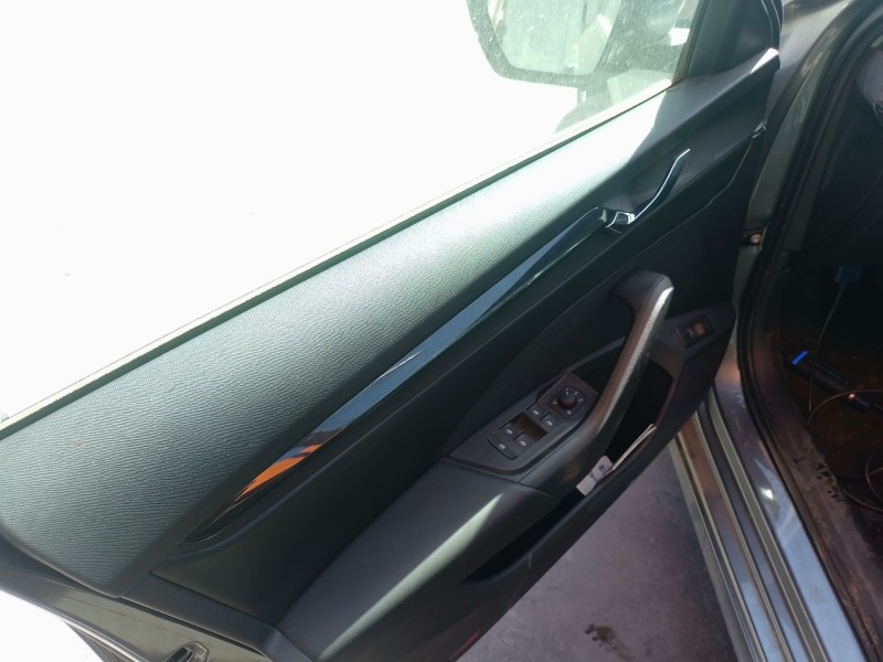 Recambio de elevalunas delantero izquierdo para skoda octavia iv (nx3, nn3, pv3) 2.0 tdi referencia OEM IAM   