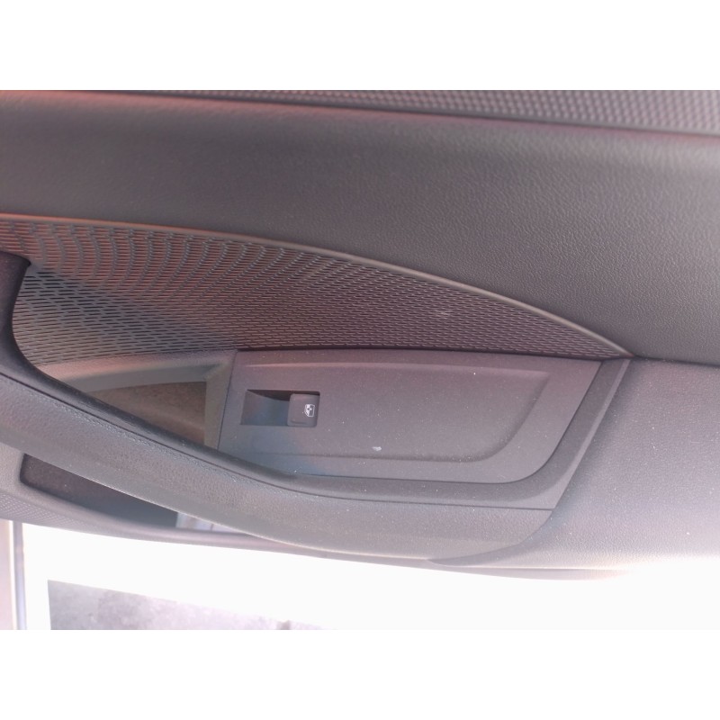 Recambio de mando elevalunas delantero derecho para skoda octavia iv (nx3, nn3, pv3) 2.0 tdi referencia OEM IAM   