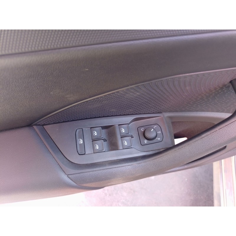 Recambio de mando elevalunas delantero izquierdo para skoda octavia iv (nx3, nn3, pv3) 2.0 tdi referencia OEM IAM   