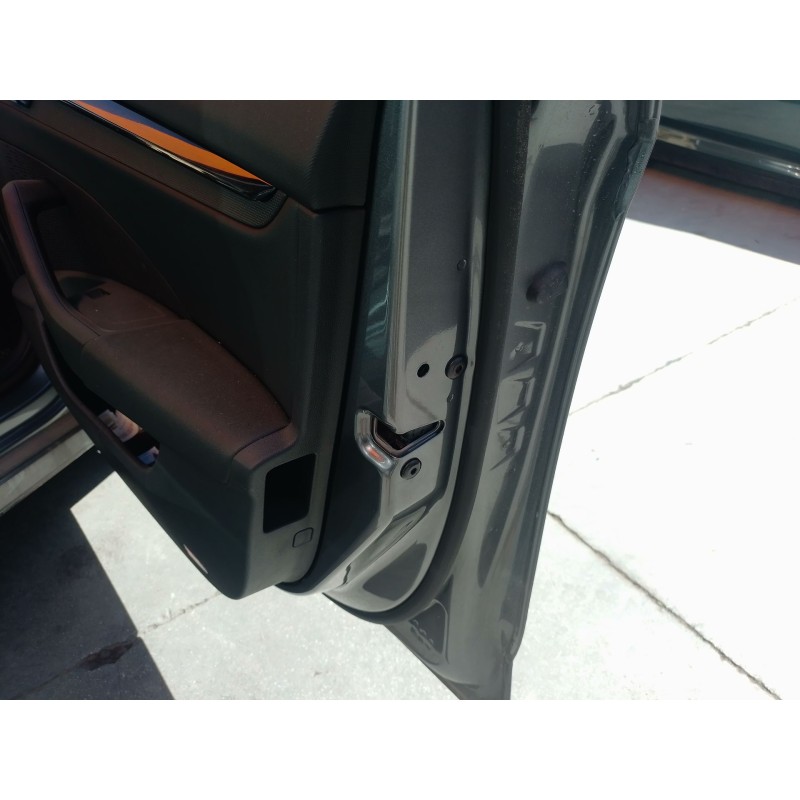 Recambio de cerradura puerta delantera derecha para skoda octavia iv (nx3, nn3, pv3) 2.0 tdi referencia OEM IAM   
