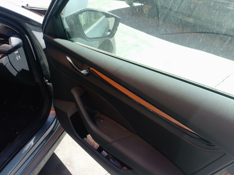 Recambio de elevalunas delantero derecho para skoda octavia iv (nx3, nn3, pv3) 2.0 tdi referencia OEM IAM   