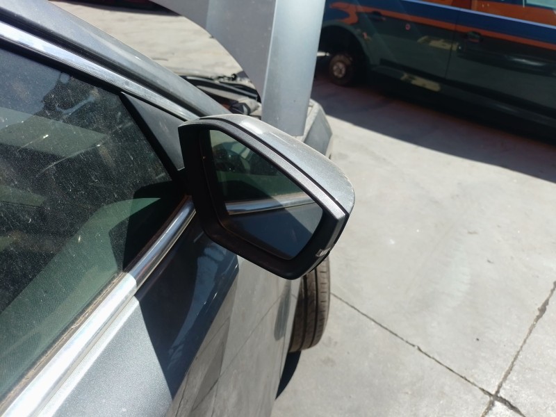 Recambio de retrovisor derecho para skoda octavia iv (nx3, nn3, pv3) 2.0 tdi referencia OEM IAM   