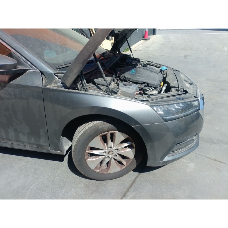 Recambio de amortiguador delantero derecho para skoda octavia iv (nx3, nn3, pv3) 2.0 tdi referencia OEM IAM   