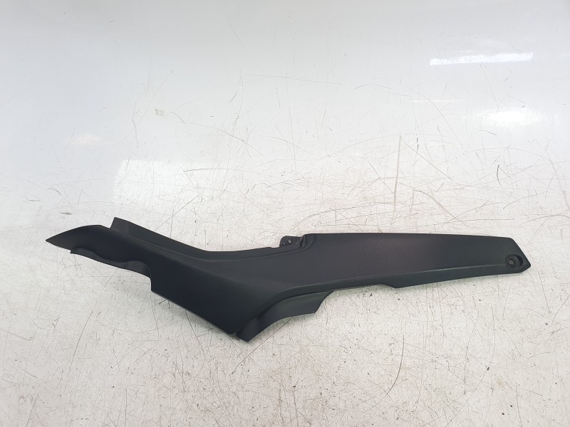Recambio de moldura para yamaha yzf-r 7 yzf-r 7 referencia OEM IAM BEB2171M  