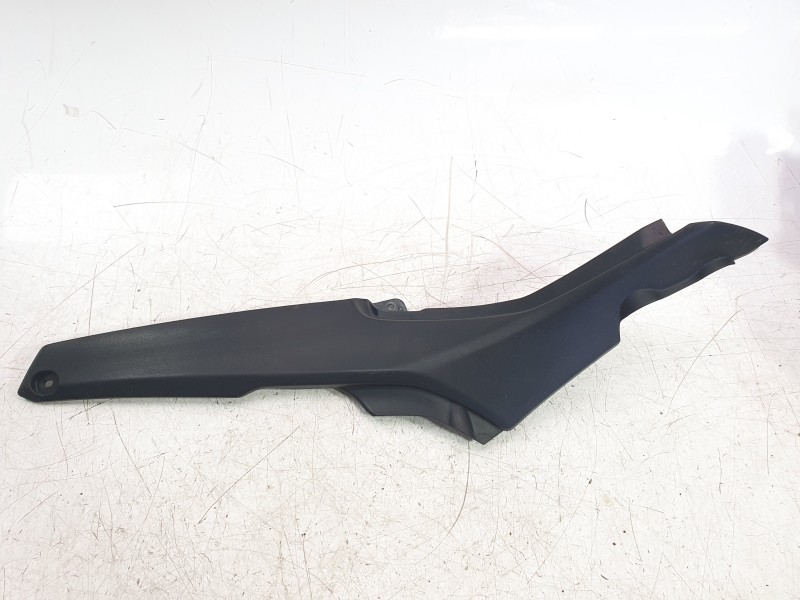 Recambio de moldura para yamaha yzf-r 7 yzf-r 7 referencia OEM IAM BEB2171L  