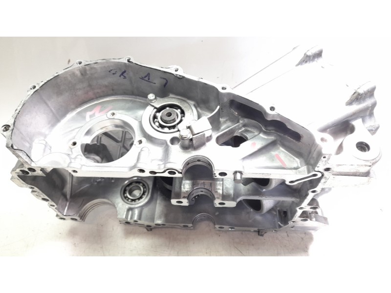 Recambio de carter para honda x-adv referencia OEM IAM 11000MKTD00  