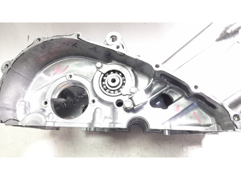 Recambio de carter para honda x-adv referencia OEM IAM 11000MKTD00  