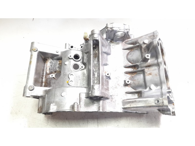 Recambio de carter para honda x-adv referencia OEM IAM 11000MKTD00  