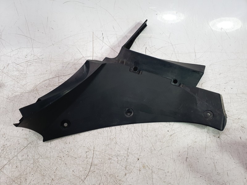 Recambio de moldura para yamaha yzf-r 7 yzf-r 7 referencia OEM IAM B9TF836L00  