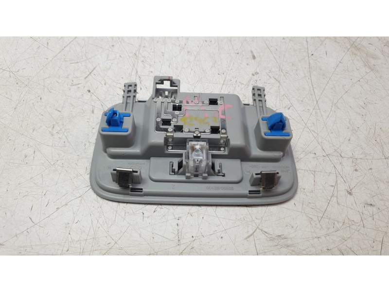 Recambio de luz interior para hyundai kona maxx 2wd referencia OEM IAM 92850BE100  