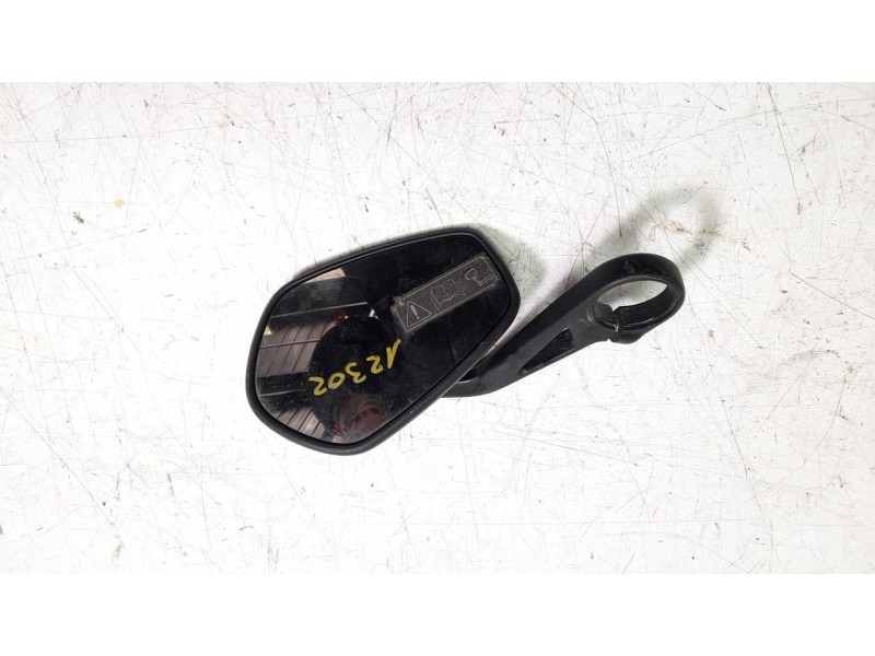 Recambio de retrovisor izquierdo para triumph street triple 765 rs street triple 765 rs referencia OEM IAM A9630721  
