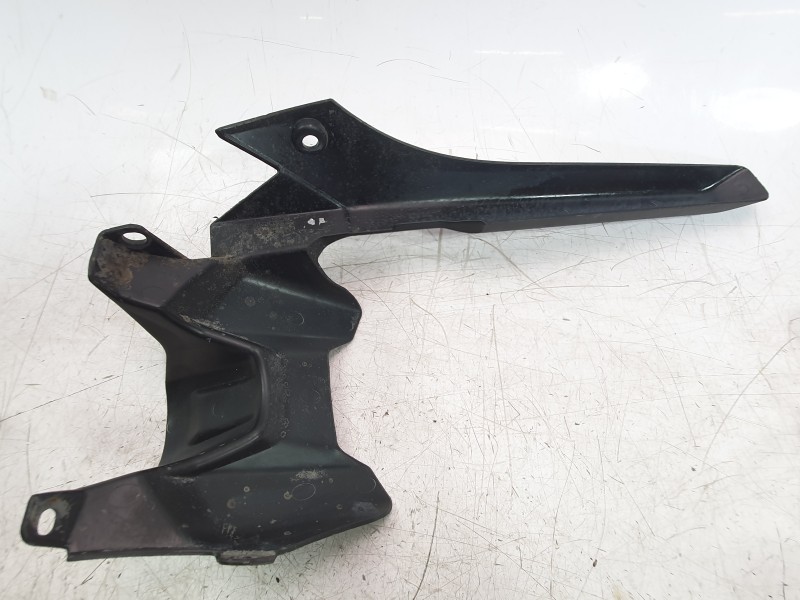 Recambio de guardabarros trasero para yamaha yzf-r yzf- r7 referencia OEM IAM B34F16500200  