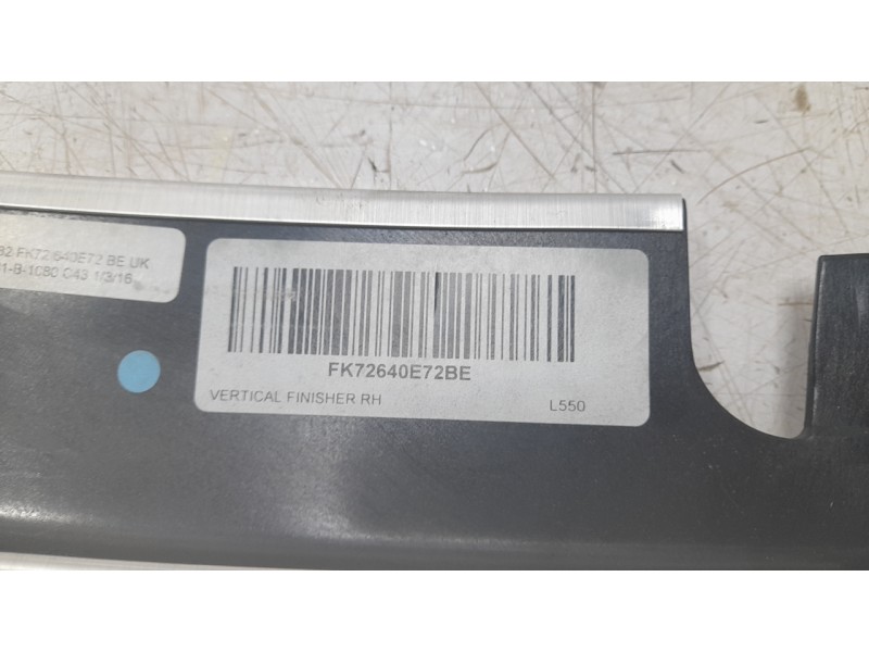 Recambio de moldura para land rover discovery sport (l550) 2.0 d 4x4 referencia OEM IAM FK72640E72BE  