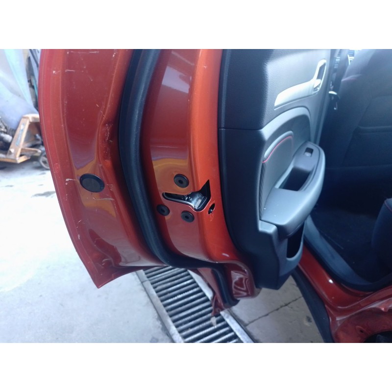Recambio de cerradura puerta trasera izquierda para mg zs suv (azs1) 1.5 vti referencia OEM IAM   