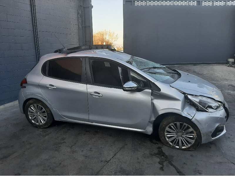 peugeot 208 del año 2017