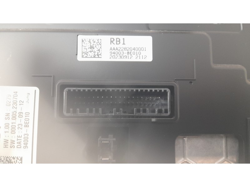 Recambio de cuadro instrumentos para hyundai kona 1.0 t-gdi referencia OEM IAM 94003BE010  