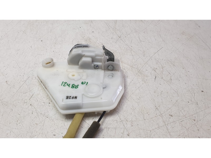 Recambio de cerradura puerta delantera izquierda para mazda 2 hatchback (dl, dj) 1.5 skyactiv-g referencia OEM IAM DA6C59310  