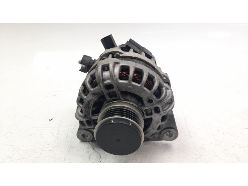 Recambio de alternador para mahindra kuv 100 2wd nxt referencia OEM IAM 1402AAA07451N F000BL06B3 