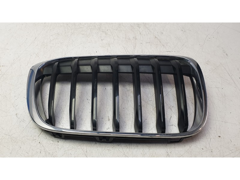 Recambio de rejilla delantera para bmw x1 (f48) sdrive 18 d referencia OEM IAM 7354824  2141532