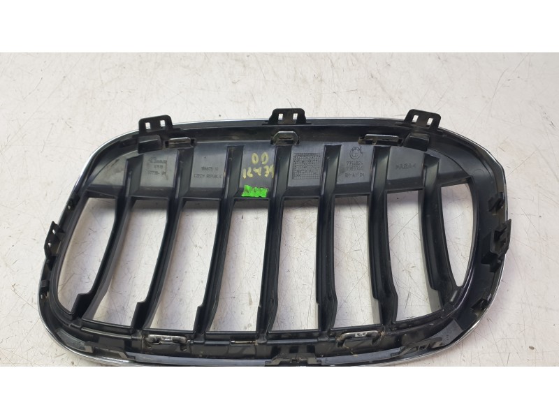 Recambio de rejilla delantera para bmw x1 (f48) sdrive 18 d referencia OEM IAM 7354824  2141532