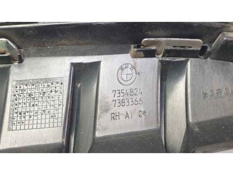 Recambio de rejilla delantera para bmw x1 (f48) sdrive 18 d referencia OEM IAM 7354824  2141532