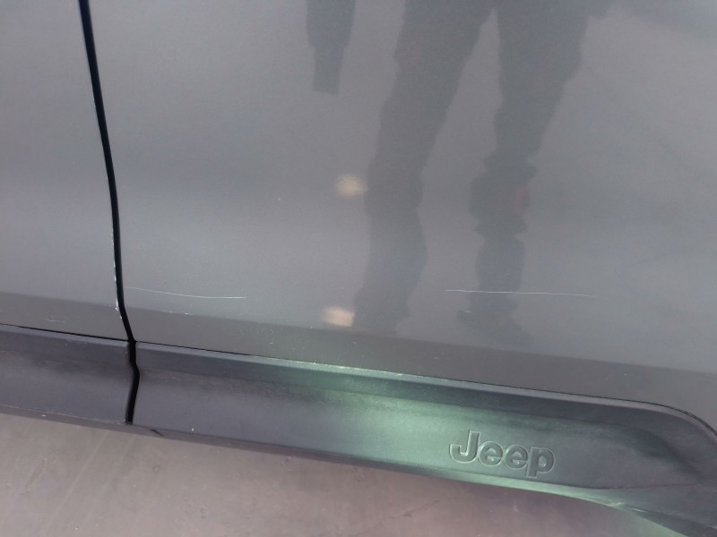 Recambio de puerta trasera izquierda para jeep avenger referencia OEM IAM   