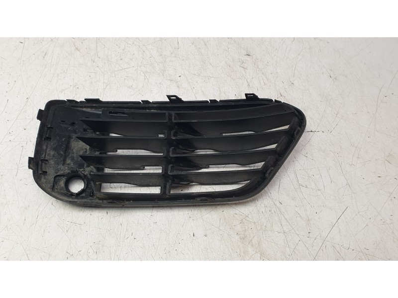 Recambio de rejilla paragolpes delantero para bmw x1 (f48) sdrive 18 d referencia OEM IAM 51117354777  