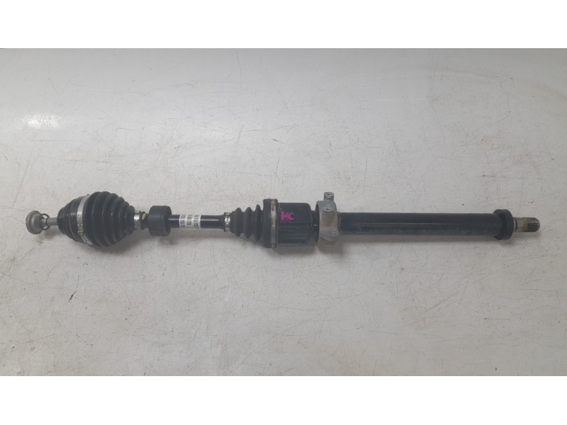 Recambio de transmision delantera derecha para bmw x1 (f48) sdrive 18 d referencia OEM IAM 874028001  B12877T68688