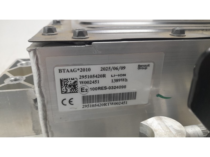 Recambio de bateria para renault captur e-tech hybrid referencia OEM IAM 295105420R  
