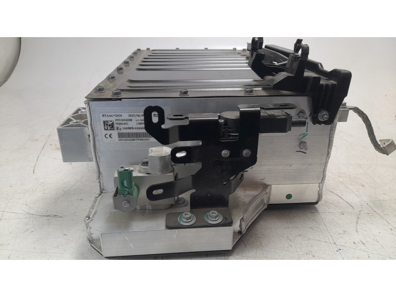 Recambio de bateria para renault captur e-tech hybrid referencia OEM IAM 295105420R  