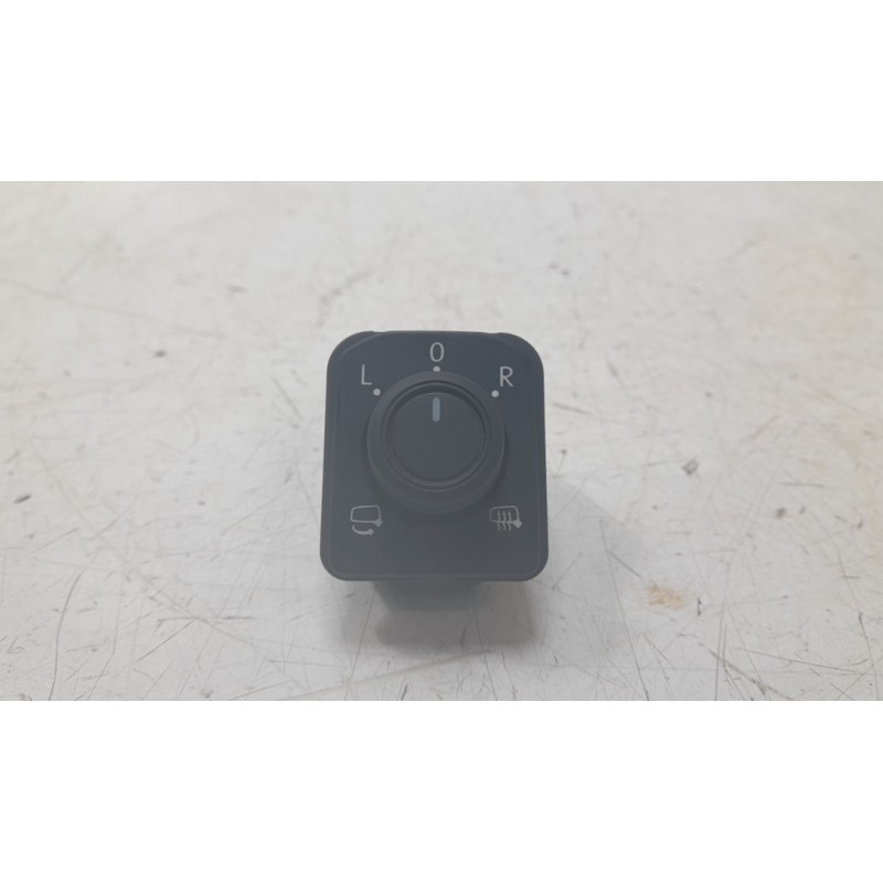 Recambio de mando retrovisor para cupra leon (kl1, ku1, kug) 1.5 tsi referencia OEM IAM 3G0959565  