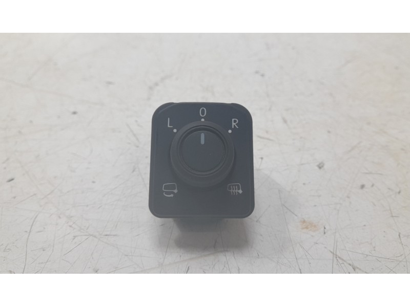 Recambio de mando retrovisor para cupra leon (kl1, ku1, kug) 1.5 tsi referencia OEM IAM 3G0959565  