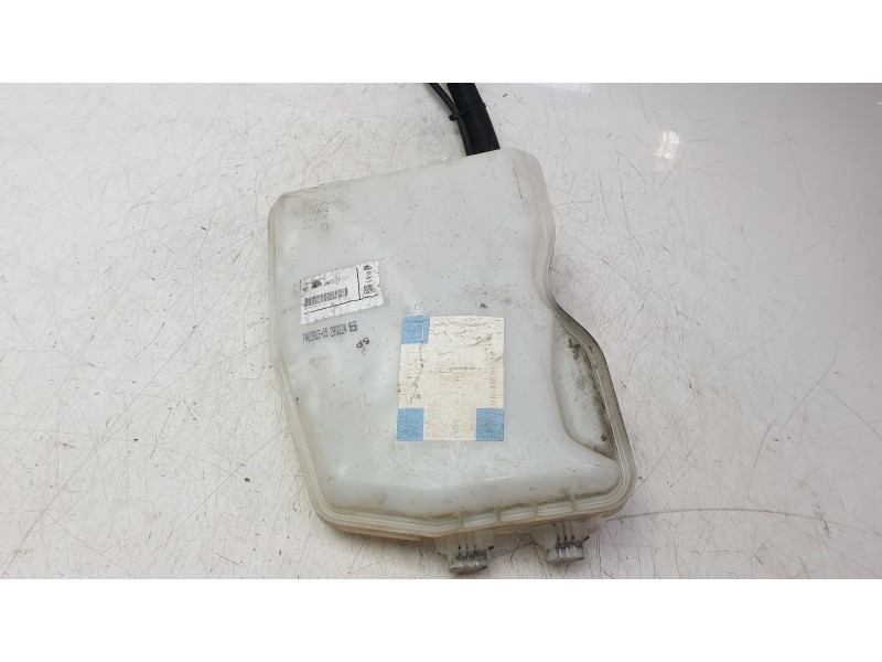 Recambio de deposito limpia para kia ceed tourer (cd) 1.0 t-gdi referencia OEM IAM 61667331418  