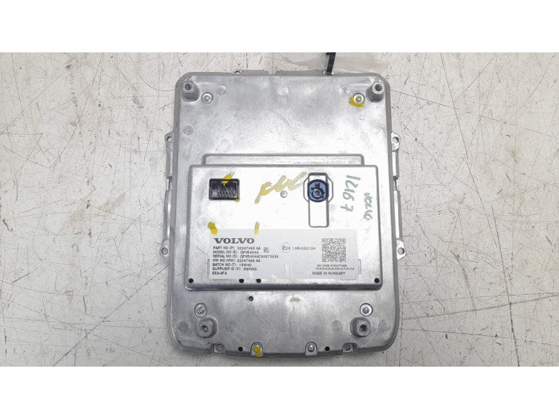 Recambio de pantalla multifuncion para volvo v60 ii cross country (227) d4 awd referencia OEM IAM 32247465AA  