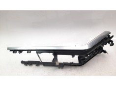 Recambio de moldura para land rover range rover evoque referencia OEM IAM M8D2045B44B   2