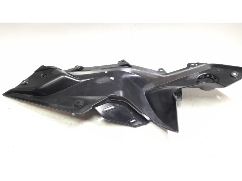 Recambio de moldura para bmw r 1250 r 1250 rs (1r13) referencia OEM IAM 46638545319  