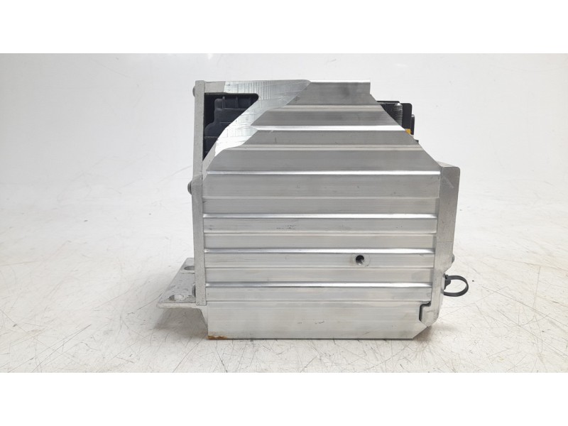 Recambio de bateria para audi a4 b9 (8w2, 8wc) 40 tfsi mild hybrid referencia OEM IAM 8W0915172B  