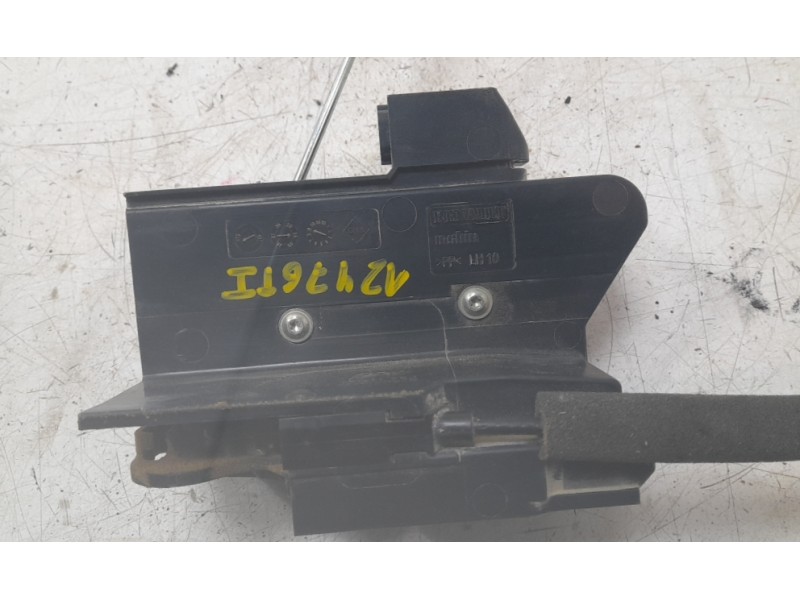 Recambio de cerradura puerta trasera izquierda para dacia duster iii eco-g 100 essential referencia OEM IAM 825031922R  